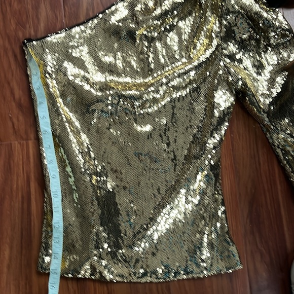 Space Simona Corsellini One-Shoulder Sequined Gold Top Size 40 or Small US - Picture 7 of 10